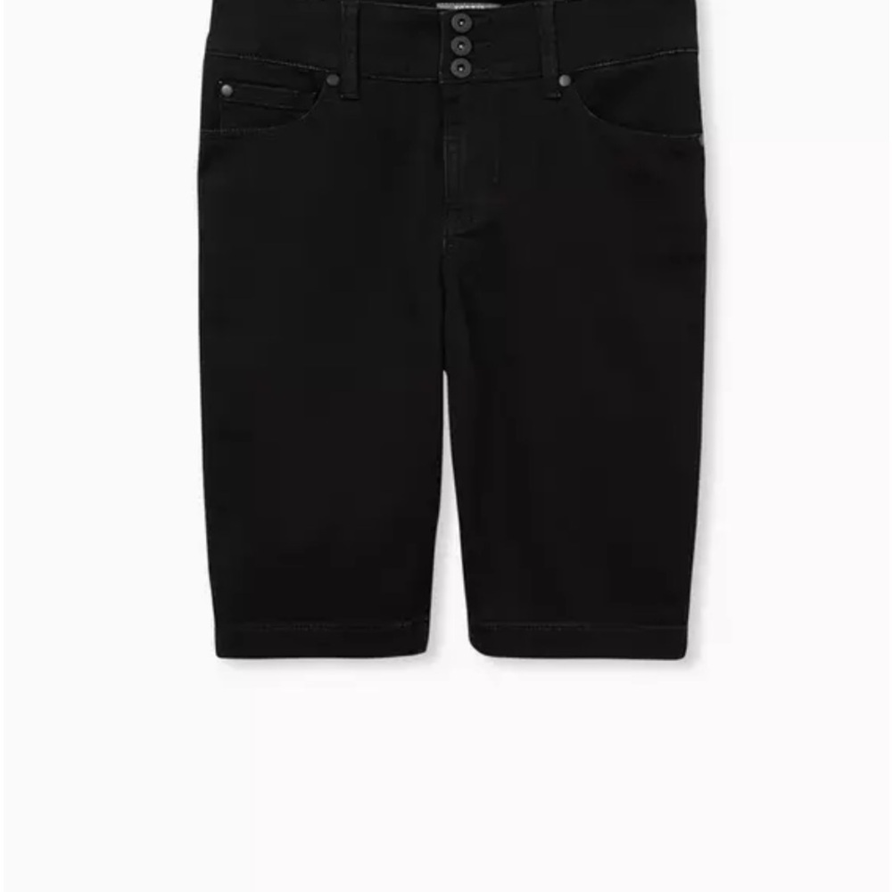 Torrid Black Women’s Stretch Bermuda Shorts - Picture 4 of 8